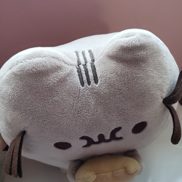 Pusheen Cookie Cat Plushie 2016 - Picture 2 of 6
